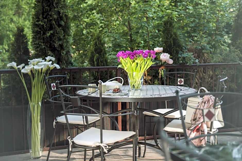 Hotel Theater Belgrade