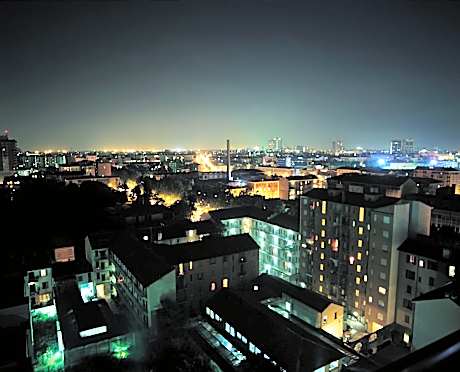 Superior Twin Room with City View