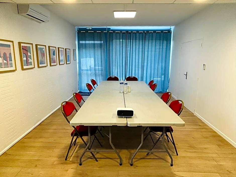 Kyriad Marseille Ouest - Martigues