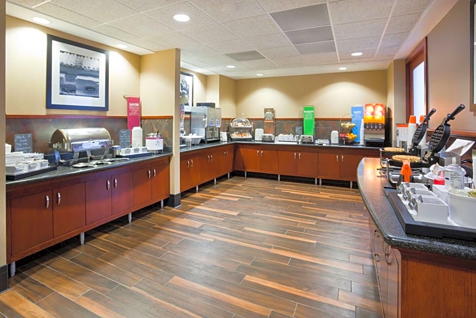 Hampton Inn By Hilton & Suites Lino Lakes