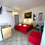 Petite Maison - Petits Appartements