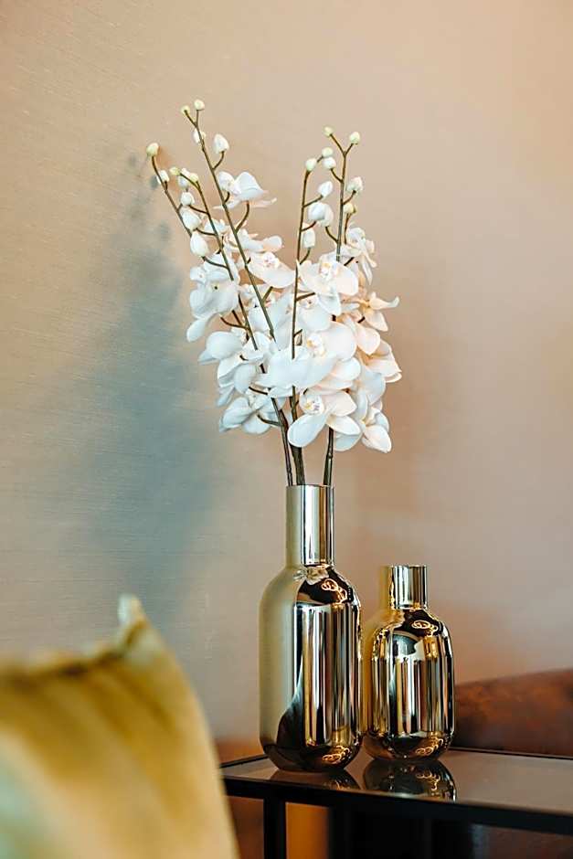 HOTELUX Amsterdam Airport Hotel