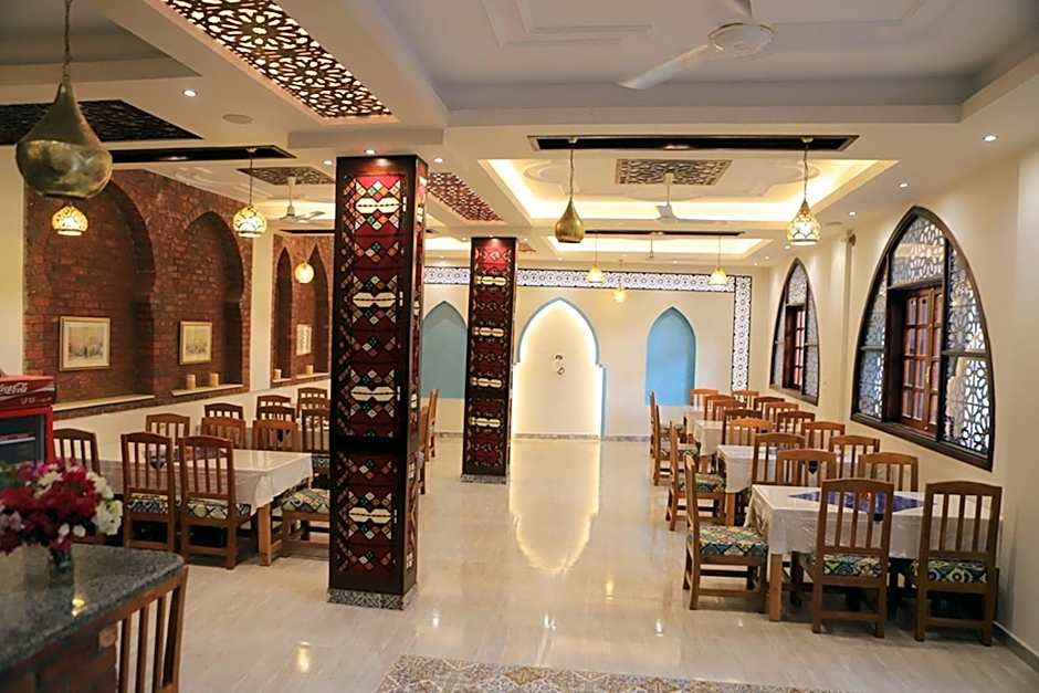 Amon Hotel