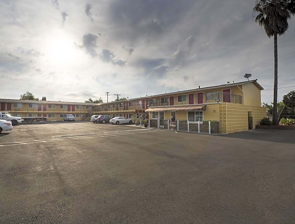 Sky Riders Motel