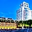HUALUXE Ningbo Harbor City By IHG