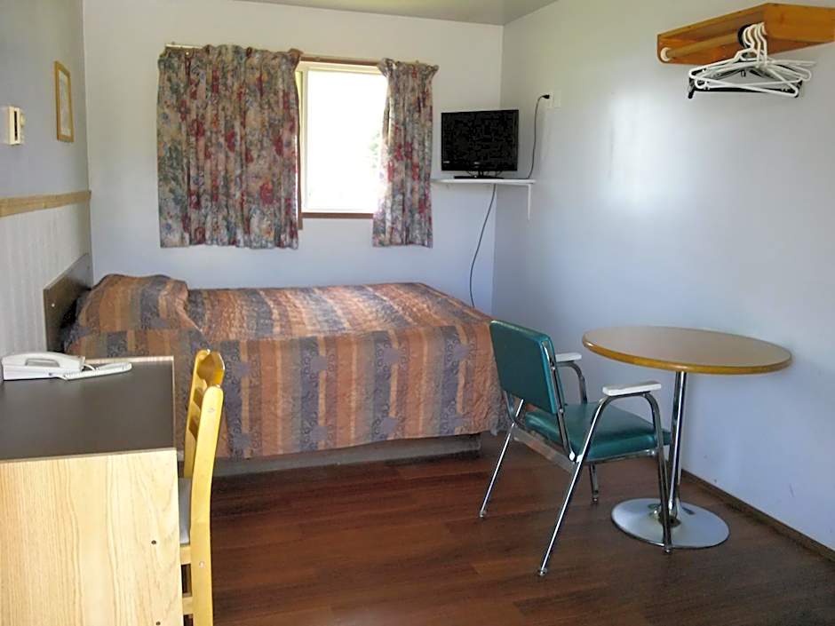 Moosomin Motel