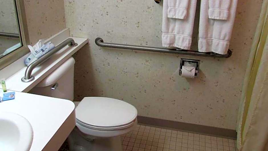 Magnuson Grand Pioneer & Suites