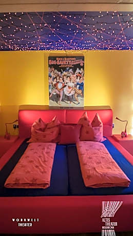 THEATER - Double Room