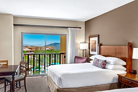 Lazy River or Golf View, Guest room, 2 Queen
