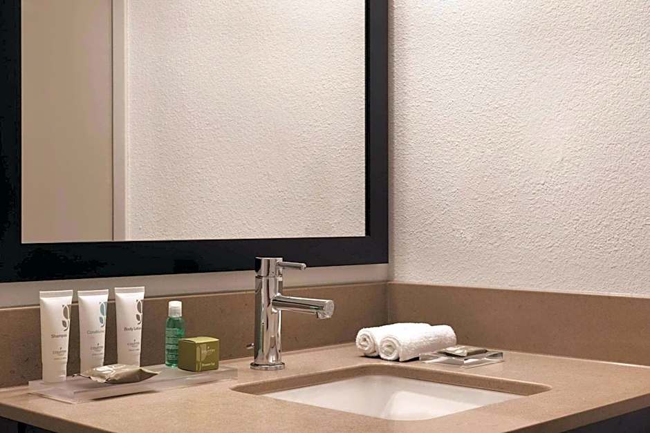 Country Inn & Suites by Radisson, Northfield, MN