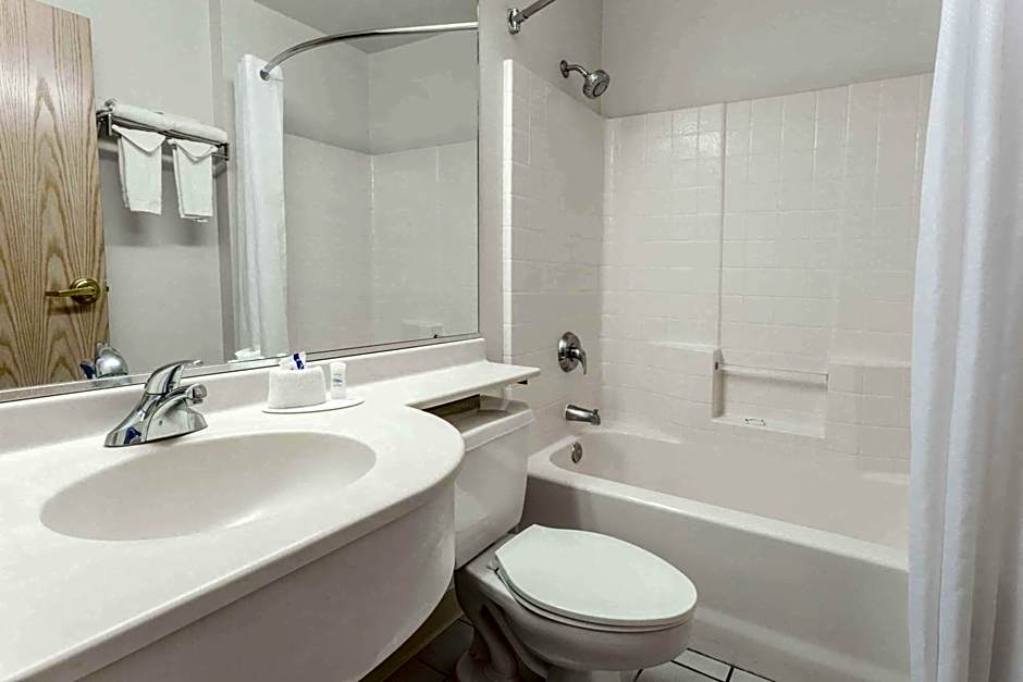 Microtel Inn & Suites By Wyndham Modesto Ceres