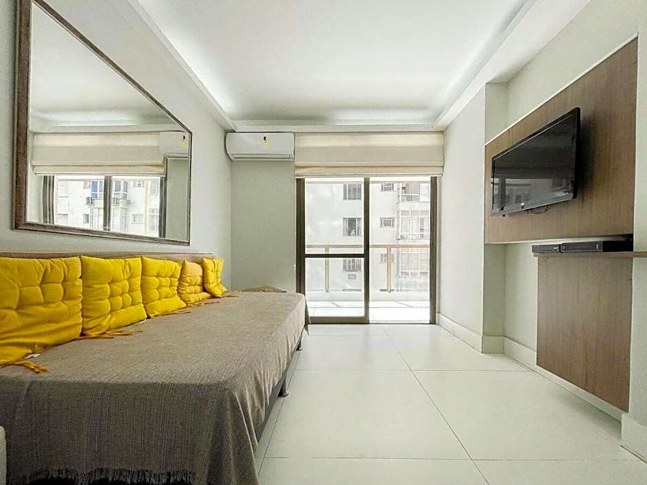 Flat Praia de Copacabana - Pé na Areia