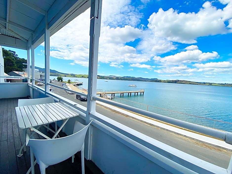 Mangonui Waterfront Apartments