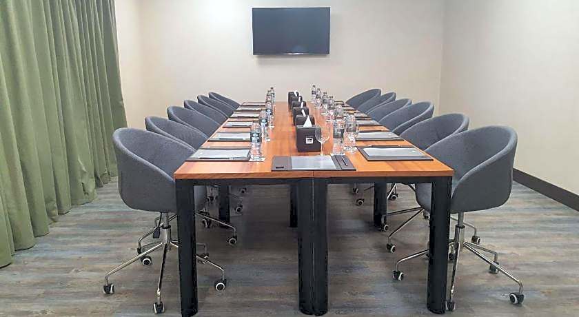 TIME Express Hotel Al Khan