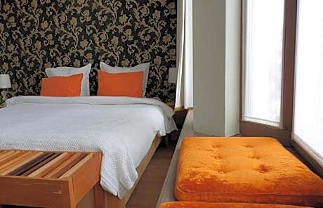 Deluxe Double or Twin Room with City View
