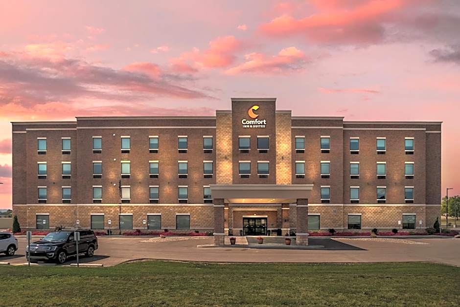 Comfort Inn & Suites Adrian