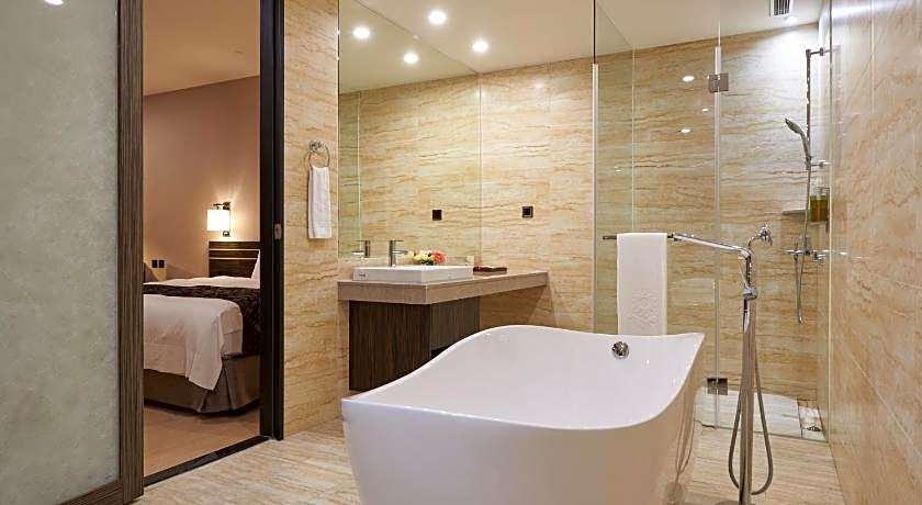Sol Hotel
