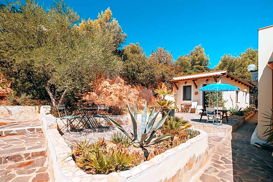 Villa Bella Salmagi - Surya Sardinia Holidays & Yoga