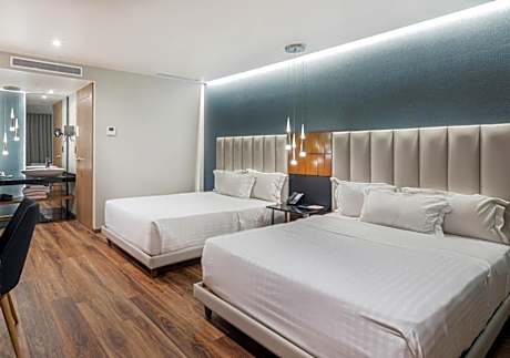 Executive Triple Room