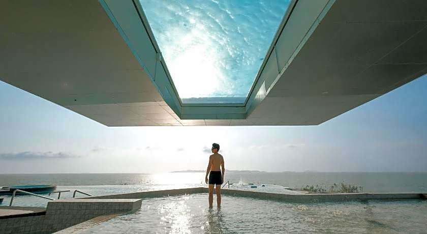 Royal Cliff Beach Hotel