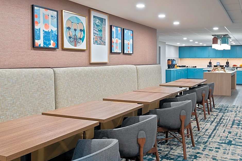 Homewood Suites By Hilton Buffalo-Airport