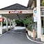Caravelle Inn & Suites