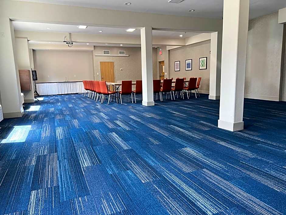 Holiday Inn Express Hotel and Suites South Padre Island By IHG