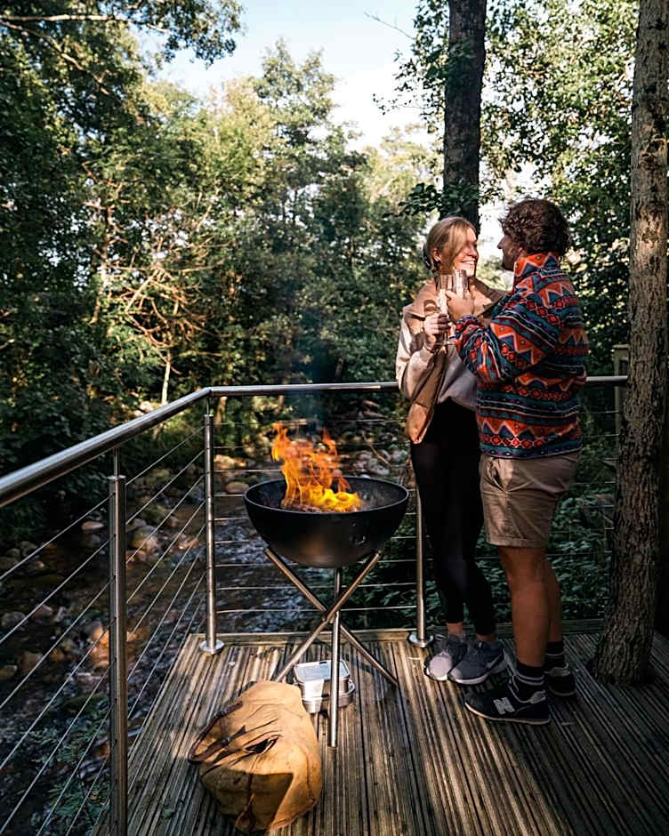 RiverBeds - Luxury Wee Lodges with Hot Tubs