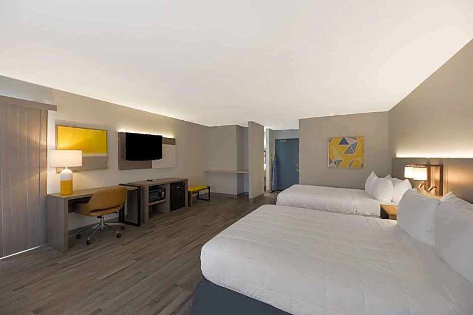 Quality Inn & Suites Artesia