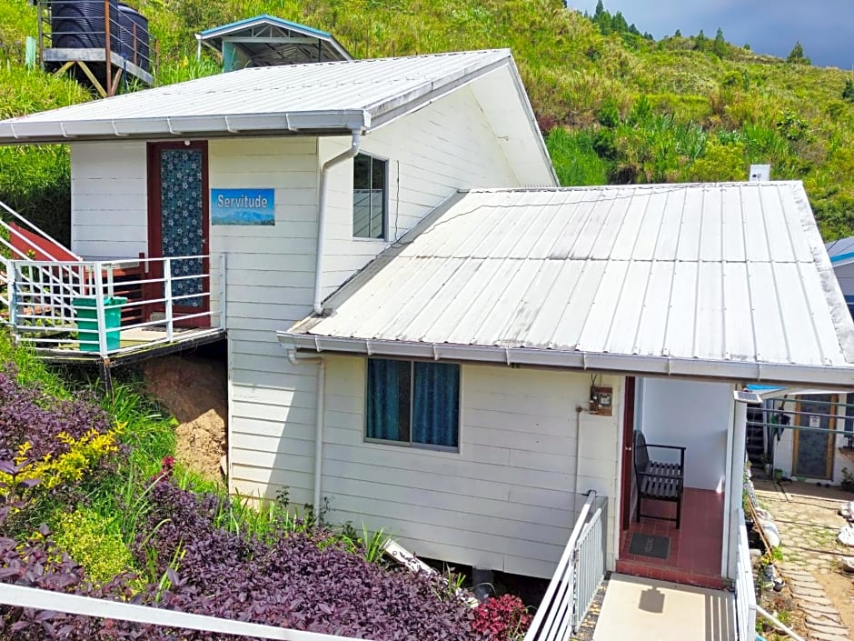 Nulu View Cabin