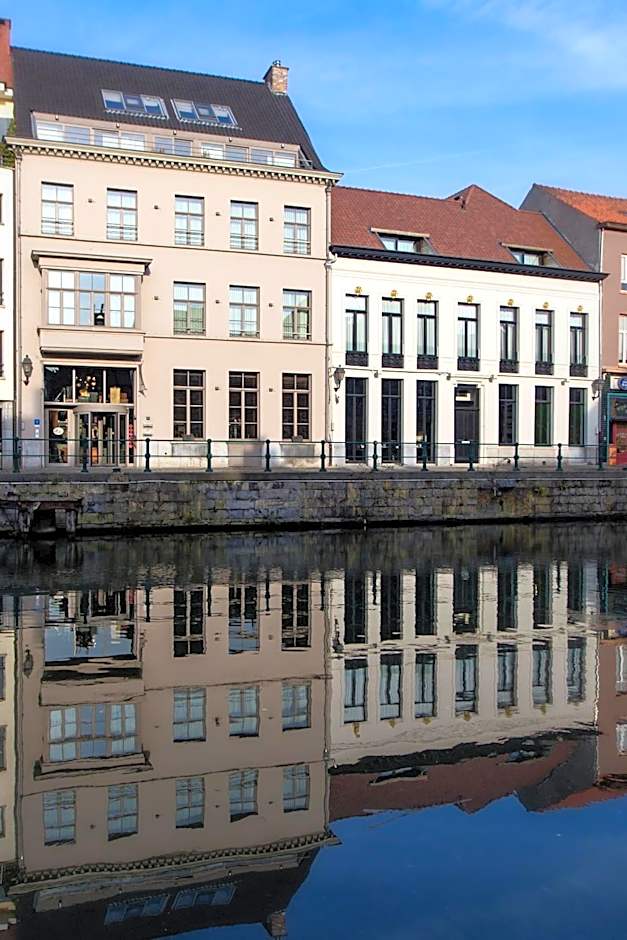 Hotel Harmony