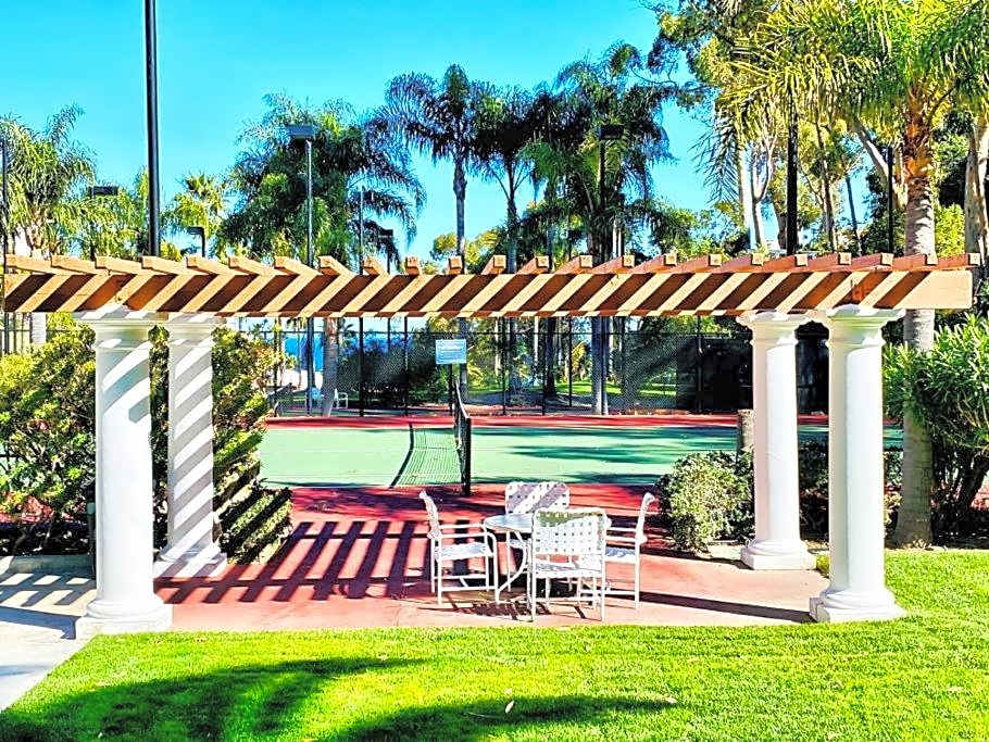 Hamilton Cove-Boho Chic Villa w/Golf Cart...No pets.