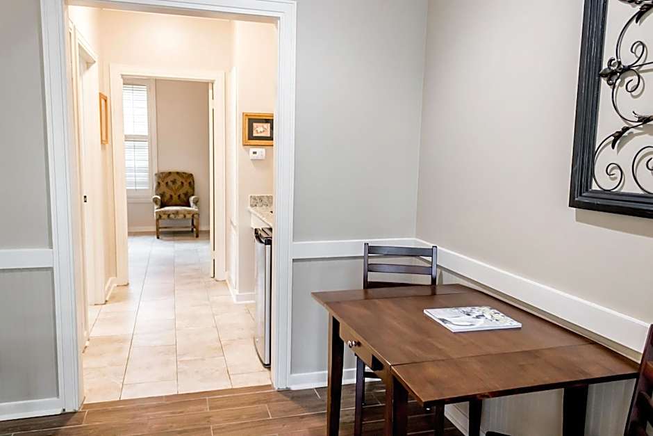 The Lodge at The Bluffs