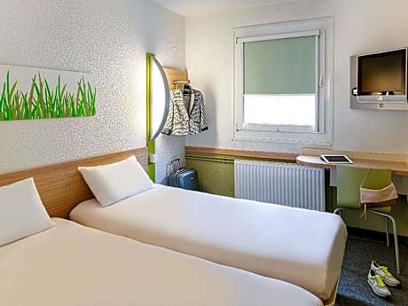 Standard Double Room with a Single Bed