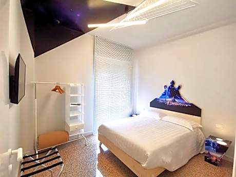 Double Room with Private External Bathroom