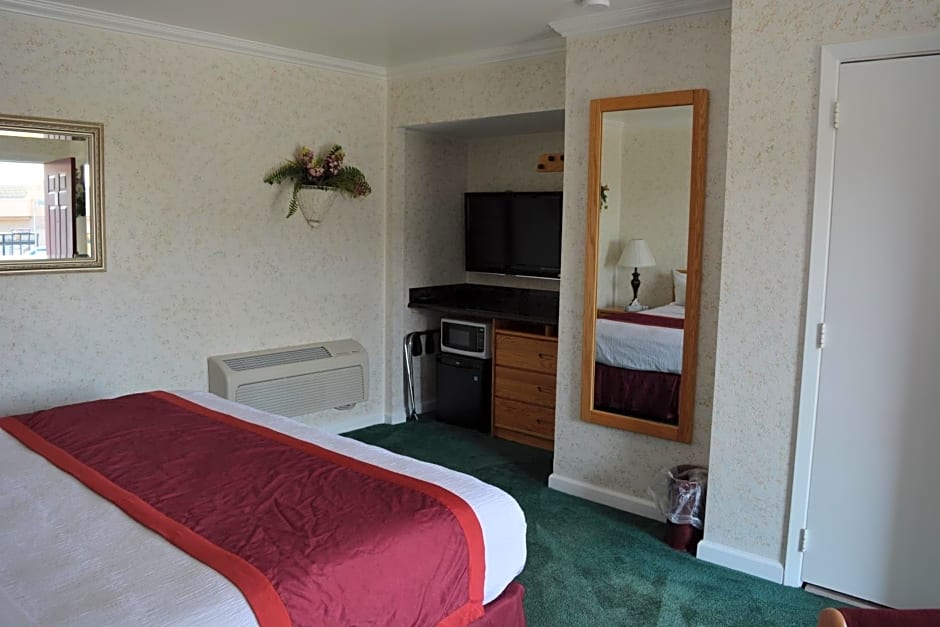 Travelers Inn