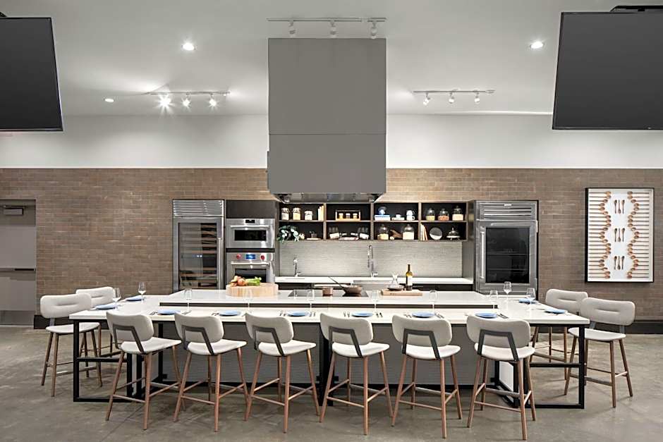 Luminary Hotel & Co., Autograph Hotels