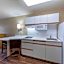 Extended Stay America Suites - Newark - Woodbridge