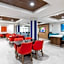 Holiday Inn Express Hotel and Suites Saint Robert By IHG
