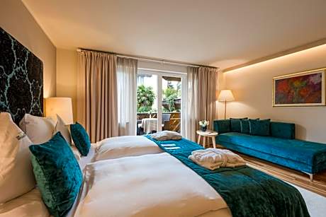 Deluxe Double Room with Balcony