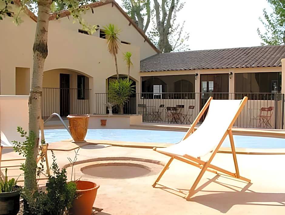 Hotel Le Medieval