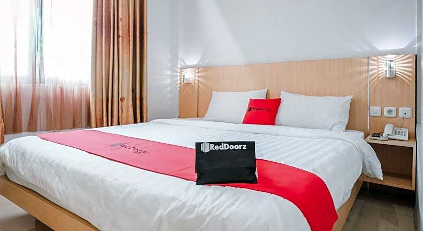 T-One Hotel