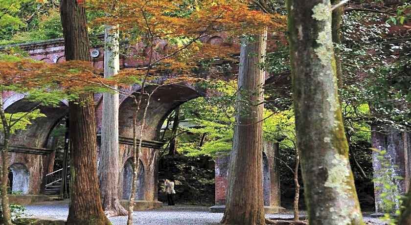 Higashiyama Shikikaboku