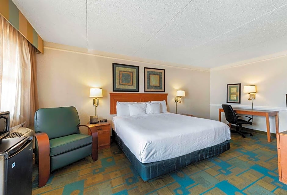 La Quinta Inn & Suites by Wyndham Bossier City