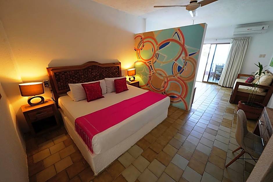 Emperador Vallarta Beachfront Hotel and Suites