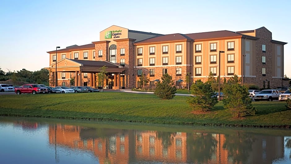 Holiday Inn Express Hotel & Suites Wichita Northeast, an IHG Hotel
