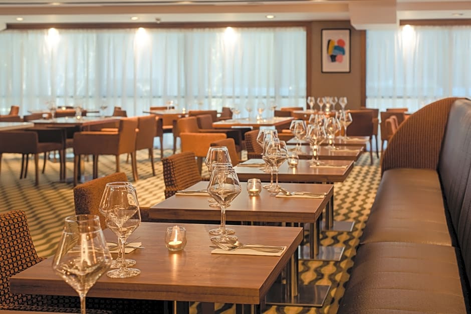 Tallaght Cross Hotel