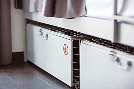 Bed in 4-Bed Dormitory Room