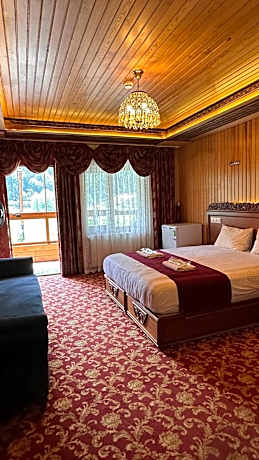 Quadruple Room with Balcony