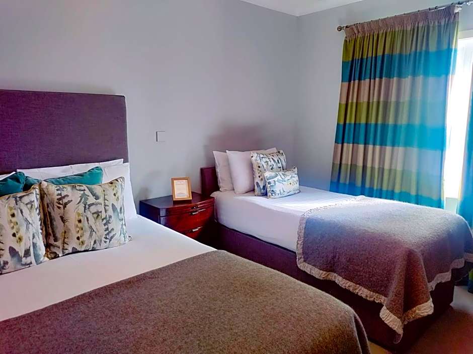 Michelangelos - Rooms, Restaurant & Bar